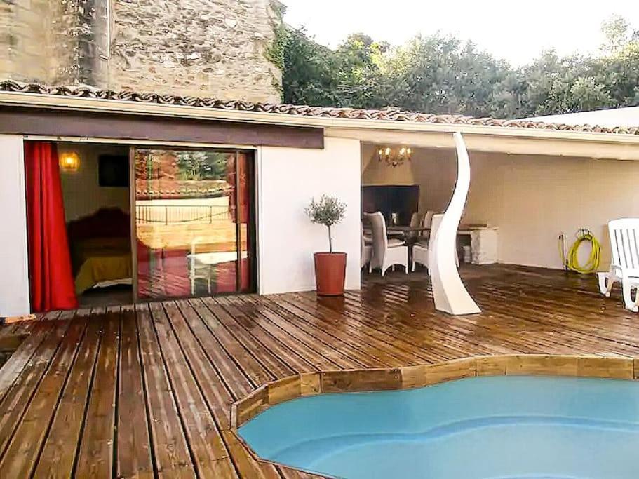 Gite En Provence Proche Avignon Sauveterre  ภายนอก รูปภาพ